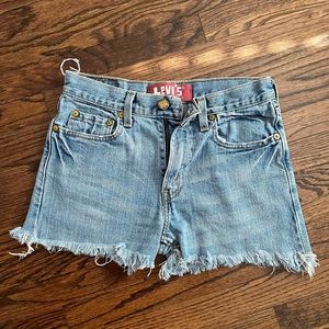 Vintage Levi’s shorts